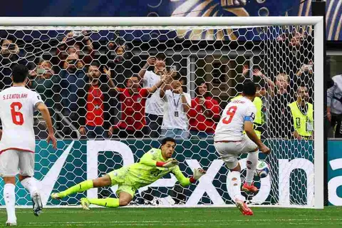 شوبير بين الكبار ومفاجأة عربية.. تقييم أعلى 10 حراس في كأس العالم 2026 (صور)